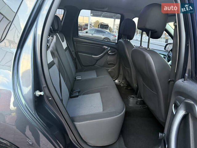 Сірий Рено Дастер, об'ємом двигуна 1.5 л та пробігом 83 тис. км за 13950 $, фото 74 на Automoto.ua