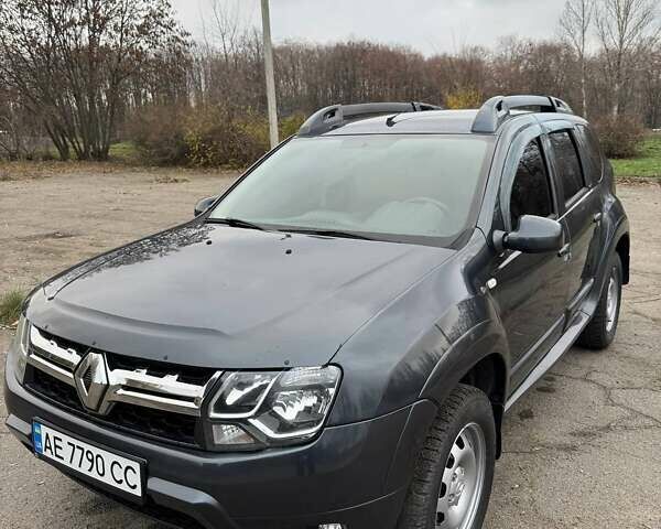Серый Рено Дастер, объемом двигателя 1.46 л и пробегом 131 тыс. км за 12500 $, фото 1 на Automoto.ua