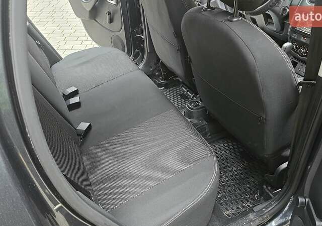 Серый Рено Дастер, объемом двигателя 1.46 л и пробегом 82 тыс. км за 14000 $, фото 21 на Automoto.ua