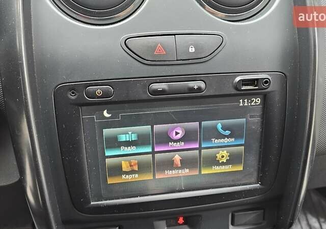 Серый Рено Дастер, объемом двигателя 1.46 л и пробегом 82 тыс. км за 14000 $, фото 13 на Automoto.ua