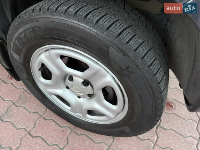 Сірий Рено Дастер, об'ємом двигуна 1.5 л та пробігом 83 тис. км за 13950 $, фото 34 на Automoto.ua