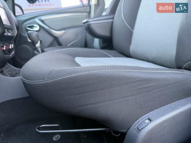 Сірий Рено Дастер, об'ємом двигуна 1.5 л та пробігом 83 тис. км за 13950 $, фото 55 на Automoto.ua