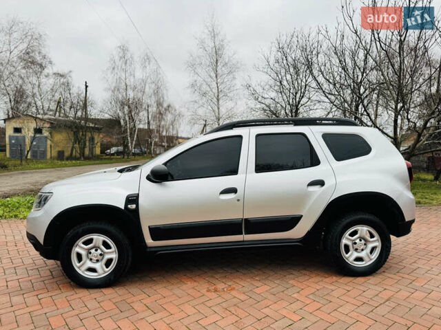 Сірий Рено Дастер, об'ємом двигуна 1.5 л та пробігом 57 тис. км за 18500 $, фото 2 на Automoto.ua