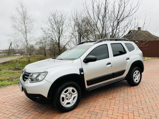 Серый Рено Дастер, объемом двигателя 1.5 л и пробегом 57 тыс. км за 18500 $, фото 3 на Automoto.ua