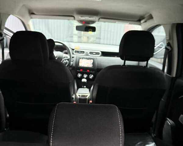 Серый Рено Дастер, объемом двигателя 1.46 л и пробегом 248 тыс. км за 13999 $, фото 38 на Automoto.ua