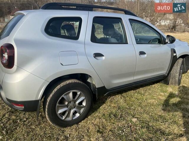 Сірий Рено Дастер, об'ємом двигуна 1.6 л та пробігом 115 тис. км за 12700 $, фото 4 на Automoto.ua