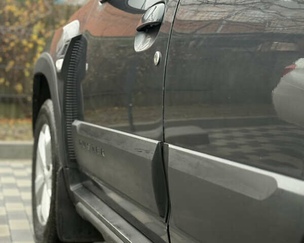 Серый Рено Дастер, объемом двигателя 1.46 л и пробегом 248 тыс. км за 13999 $, фото 16 на Automoto.ua