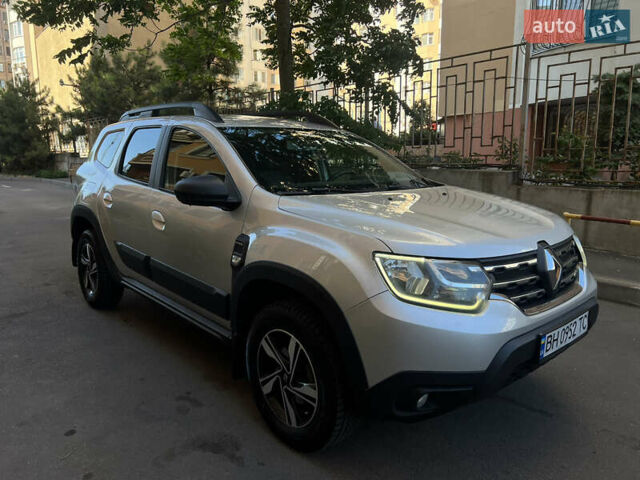 Сірий Рено Дастер, об'ємом двигуна 1.5 л та пробігом 157 тис. км за 13900 $, фото 4 на Automoto.ua