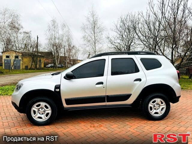 Серый Рено Дастер, объемом двигателя 1.5 л и пробегом 57 тыс. км за 18500 $, фото 2 на Automoto.ua