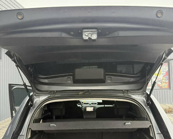 Серый Рено Дастер, объемом двигателя 1.46 л и пробегом 248 тыс. км за 13999 $, фото 37 на Automoto.ua