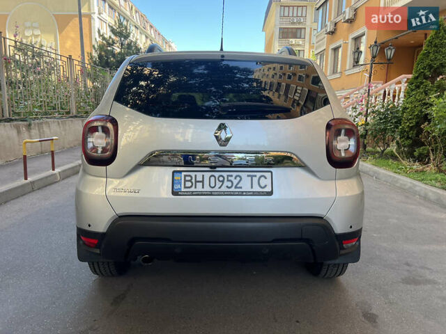 Сірий Рено Дастер, об'ємом двигуна 1.5 л та пробігом 157 тис. км за 13900 $, фото 12 на Automoto.ua