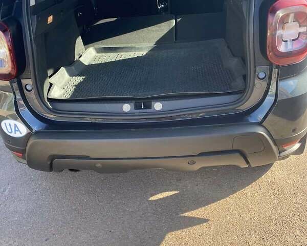 Серый Рено Дастер, объемом двигателя 1.5 л и пробегом 312 тыс. км за 13000 $, фото 11 на Automoto.ua