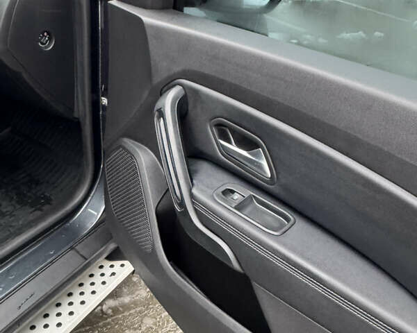 Серый Рено Дастер, объемом двигателя 1.5 л и пробегом 79 тыс. км за 15800 $, фото 19 на Automoto.ua