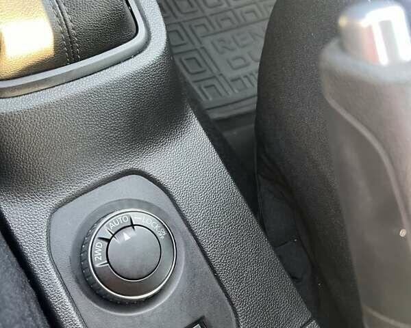 Сірий Рено Дастер, об'ємом двигуна 1.6 л та пробігом 115 тис. км за 12700 $, фото 17 на Automoto.ua