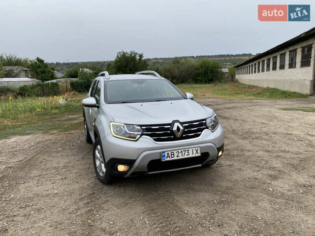 Серый Рено Дастер, объемом двигателя 1.5 л и пробегом 322 тыс. км за 13500 $, фото 6 на Automoto.ua