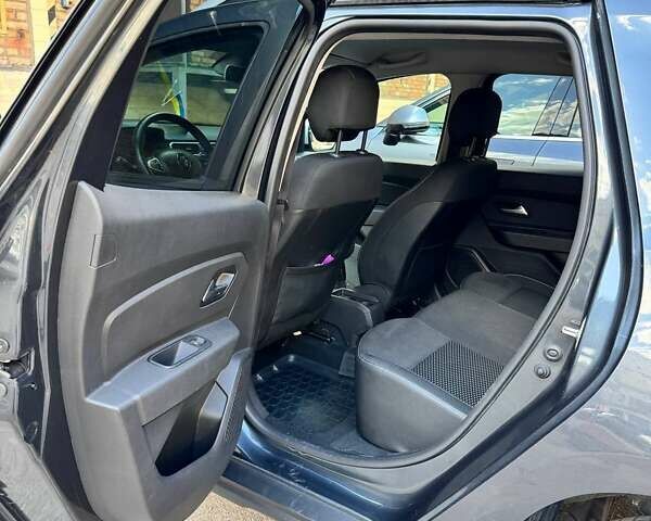 Серый Рено Дастер, объемом двигателя 1.5 л и пробегом 178 тыс. км за 15400 $, фото 8 на Automoto.ua