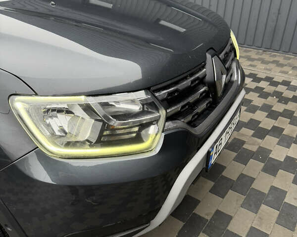 Серый Рено Дастер, объемом двигателя 1.46 л и пробегом 248 тыс. км за 13999 $, фото 3 на Automoto.ua