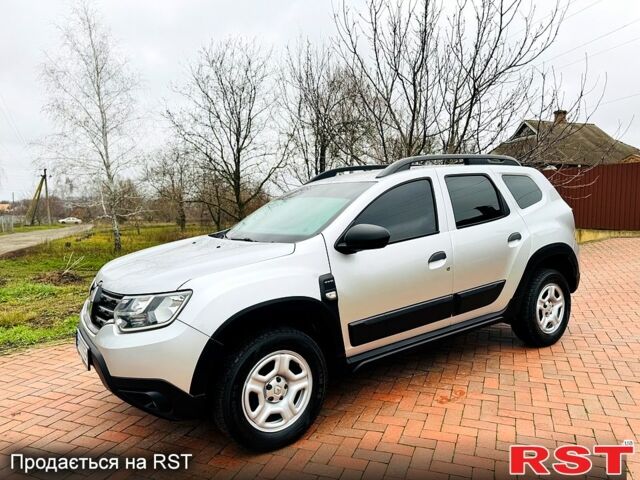 Серый Рено Дастер, объемом двигателя 1.5 л и пробегом 57 тыс. км за 18500 $, фото 3 на Automoto.ua