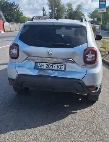 Сірий Рено Дастер, об'ємом двигуна 1.6 л та пробігом 145 тис. км за 15000 $, фото 1 на Automoto.ua