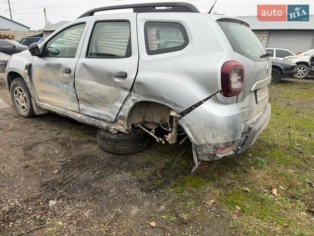 Серый Рено Дастер, объемом двигателя 1.46 л и пробегом 240 тыс. км за 8700 $, фото 2 на Automoto.ua