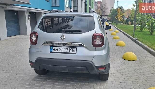 Серый Рено Дастер, объемом двигателя 1.6 л и пробегом 153 тыс. км за 13000 $, фото 2 на Automoto.ua