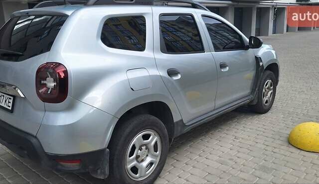 Серый Рено Дастер, объемом двигателя 1.6 л и пробегом 153 тыс. км за 13000 $, фото 4 на Automoto.ua