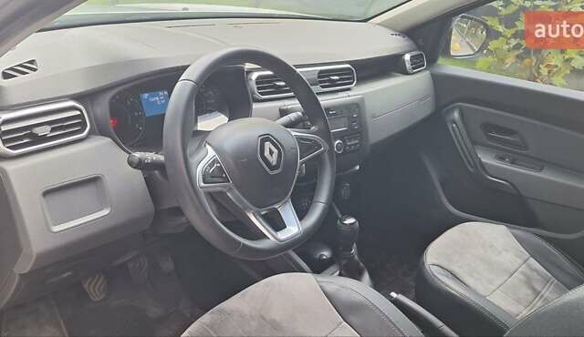 Серый Рено Дастер, объемом двигателя 1.6 л и пробегом 153 тыс. км за 13000 $, фото 5 на Automoto.ua