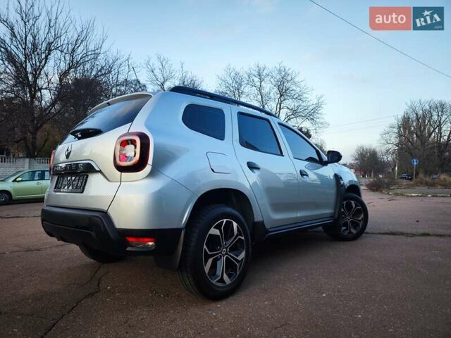 Серый Рено Дастер, объемом двигателя 1.46 л и пробегом 57 тыс. км за 18500 $, фото 10 на Automoto.ua