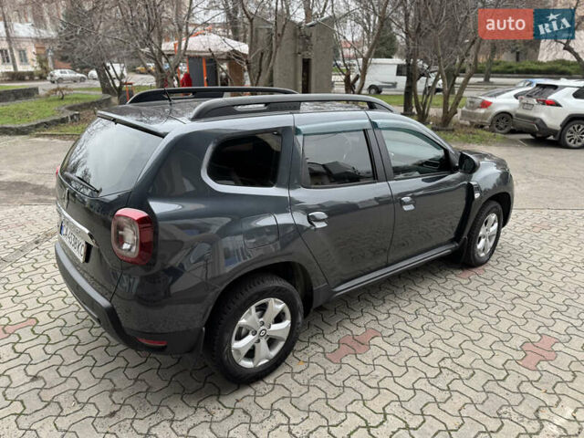 Серый Рено Дастер, объемом двигателя 1.5 л и пробегом 118 тыс. км за 15400 $, фото 4 на Automoto.ua