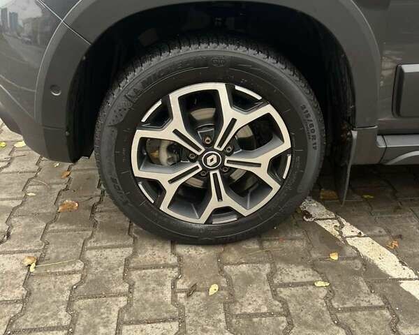 Серый Рено Дастер, объемом двигателя 1.5 л и пробегом 154 тыс. км за 16300 $, фото 8 на Automoto.ua