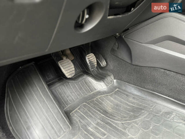 Серый Рено Дастер, объемом двигателя 1.5 л и пробегом 118 тыс. км за 15400 $, фото 31 на Automoto.ua