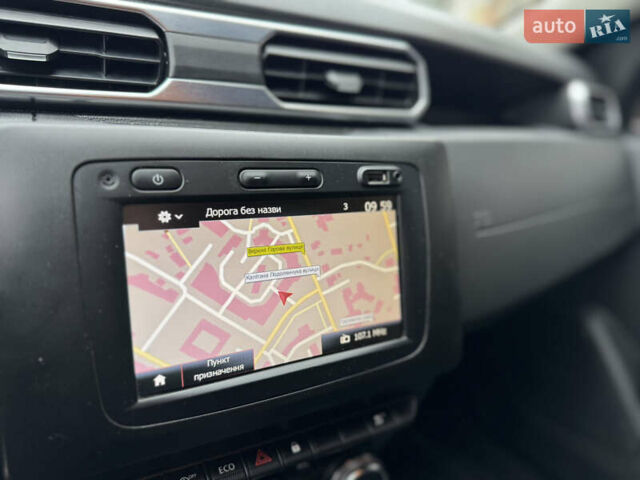 Серый Рено Дастер, объемом двигателя 1.5 л и пробегом 118 тыс. км за 15400 $, фото 42 на Automoto.ua