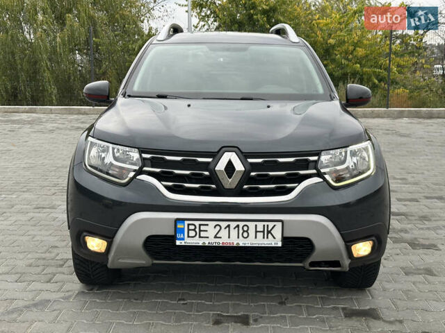 Серый Рено Дастер, объемом двигателя 1.5 л и пробегом 127 тыс. км за 15300 $, фото 4 на Automoto.ua
