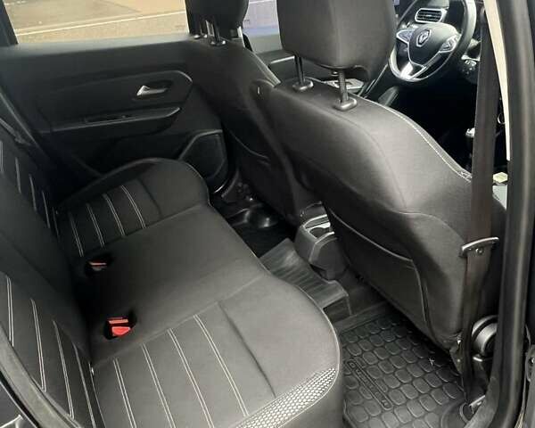 Серый Рено Дастер, объемом двигателя 1.5 л и пробегом 154 тыс. км за 16300 $, фото 7 на Automoto.ua