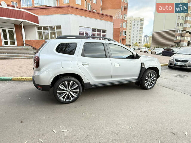 Рено Дастер 2019 в Киеве на Automoto.ua Серый Рено Дастер, объемом двигателя 1.6 л и пробегом 120 тыс. км за 16100 $, фото 87 на Automoto.ua