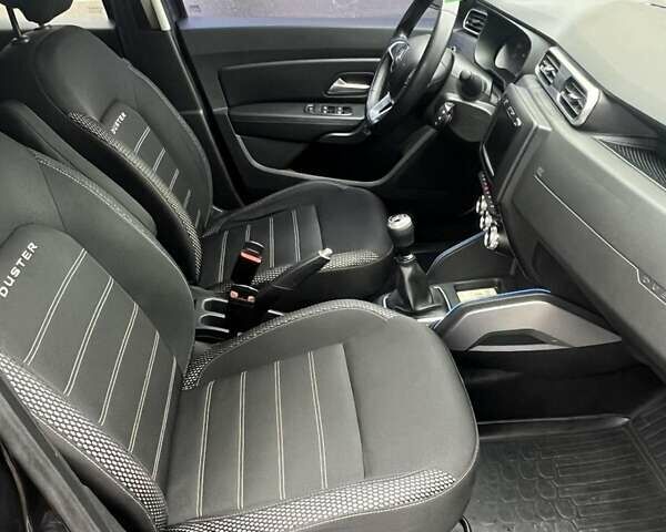 Серый Рено Дастер, объемом двигателя 1.5 л и пробегом 154 тыс. км за 16300 $, фото 6 на Automoto.ua