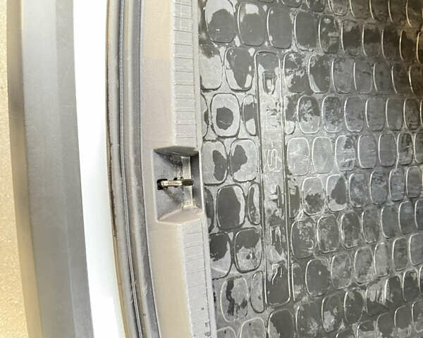 Рено Дастер 2019 в Киеве на Automoto.ua Серый Рено Дастер, объемом двигателя 1.6 л и пробегом 120 тыс. км за 16100 $, фото 72 на Automoto.ua