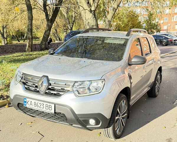 Рено Дастер 2019 в Киеве на Automoto.ua Серый Рено Дастер, объемом двигателя 1.6 л и пробегом 120 тыс. км за 16100 $, фото 1 на Automoto.ua