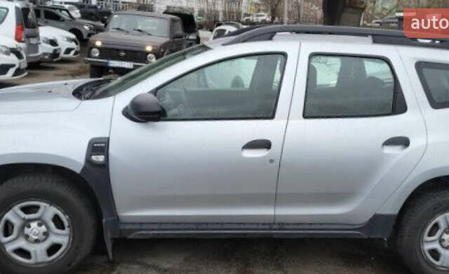 Серый Рено Дастер, объемом двигателя 1.5 л и пробегом 90 тыс. км за 15000 $, фото 1 на Automoto.ua