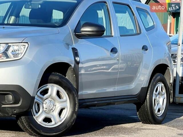 Серый Рено Дастер, объемом двигателя 1.5 л и пробегом 191 тыс. км за 13900 $, фото 9 на Automoto.ua