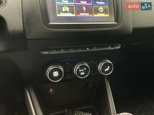 Серый Рено Дастер, объемом двигателя 1.6 л и пробегом 98 тыс. км за 16210 $, фото 18 на Automoto.ua