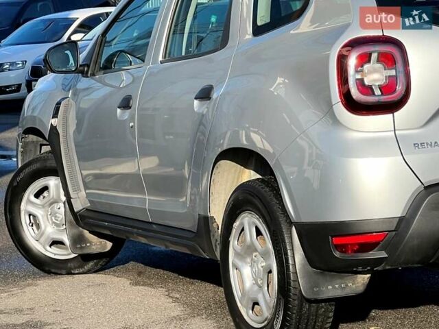 Серый Рено Дастер, объемом двигателя 1.5 л и пробегом 191 тыс. км за 13900 $, фото 18 на Automoto.ua
