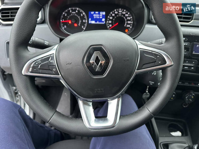 Серый Рено Дастер, объемом двигателя 1.46 л и пробегом 185 тыс. км за 14000 $, фото 49 на Automoto.ua