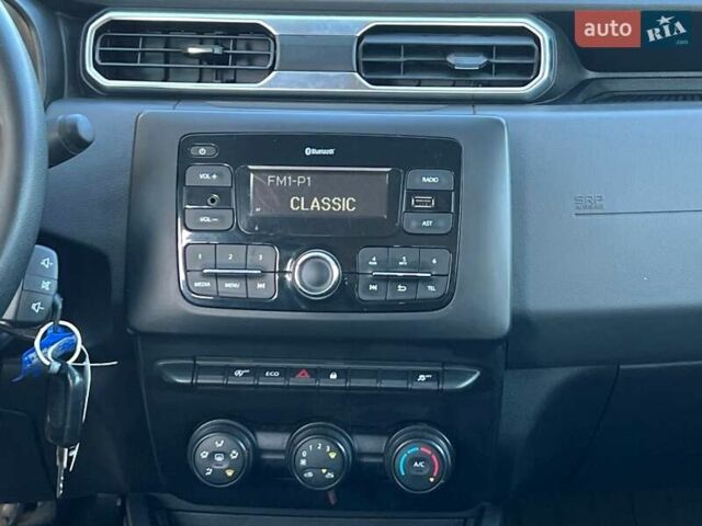 Серый Рено Дастер, объемом двигателя 1.5 л и пробегом 191 тыс. км за 13900 $, фото 42 на Automoto.ua