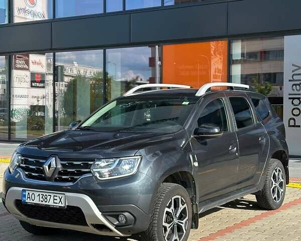 Серый Рено Дастер, объемом двигателя 1.6 л и пробегом 113 тыс. км за 13000 $, фото 2 на Automoto.ua