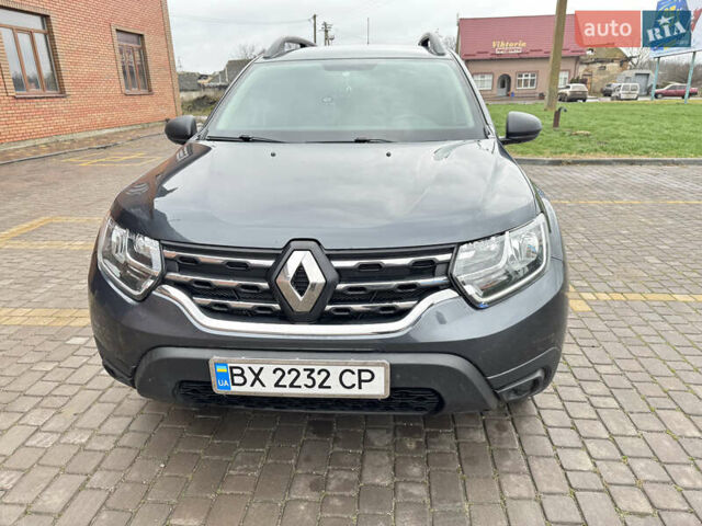 Серый Рено Дастер, объемом двигателя 1.46 л и пробегом 141 тыс. км за 16000 $, фото 6 на Automoto.ua