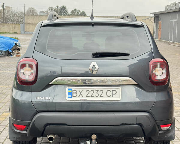 Серый Рено Дастер, объемом двигателя 1.46 л и пробегом 141 тыс. км за 16000 $, фото 1 на Automoto.ua