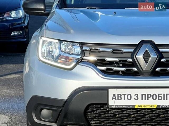 Серый Рено Дастер, объемом двигателя 1.5 л и пробегом 191 тыс. км за 13900 $, фото 6 на Automoto.ua