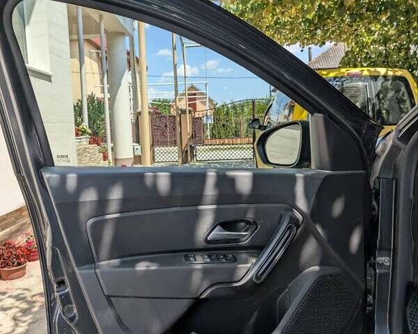 Сірий Рено Дастер, об'ємом двигуна 1.46 л та пробігом 106 тис. км за 16490 $, фото 27 на Automoto.ua