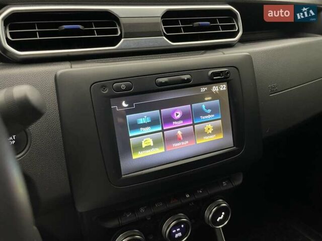 Серый Рено Дастер, объемом двигателя 1.6 л и пробегом 98 тыс. км за 16210 $, фото 15 на Automoto.ua